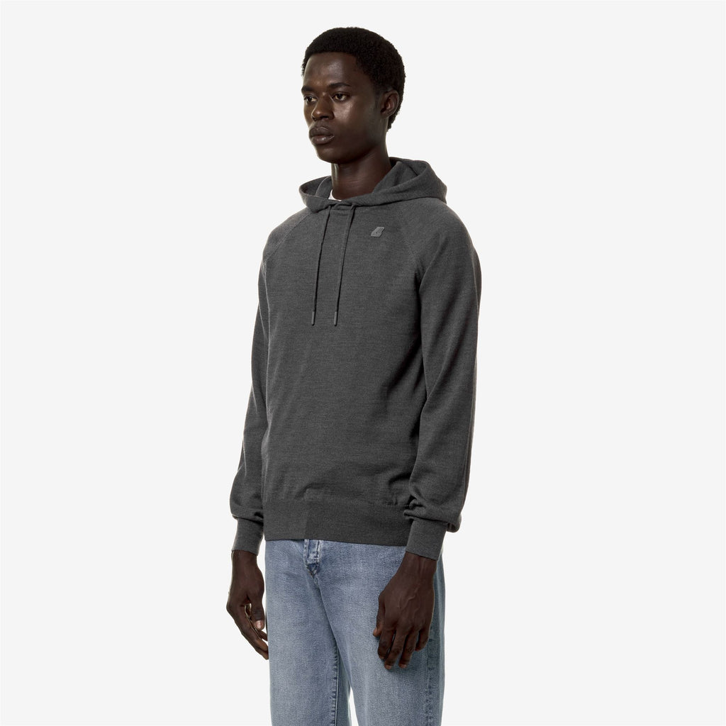 Knitwear_Man_Loki Merino_Pull Over_Grey Md Mel - Grey Md Steel - Commercial 5