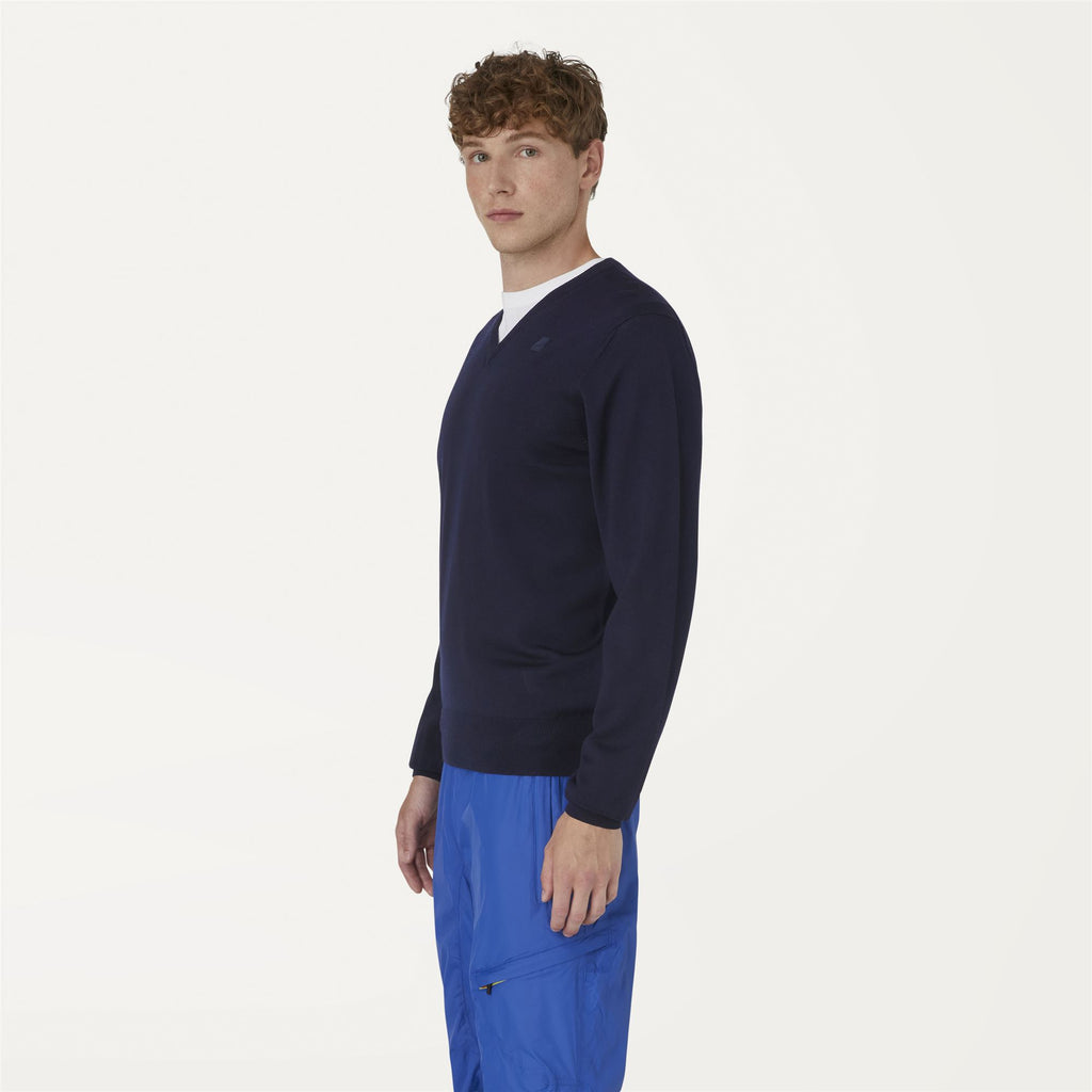 Knitwear_MAN_ANTOINE MERINO_Pull Over_Blue Depth - Commercial 5
