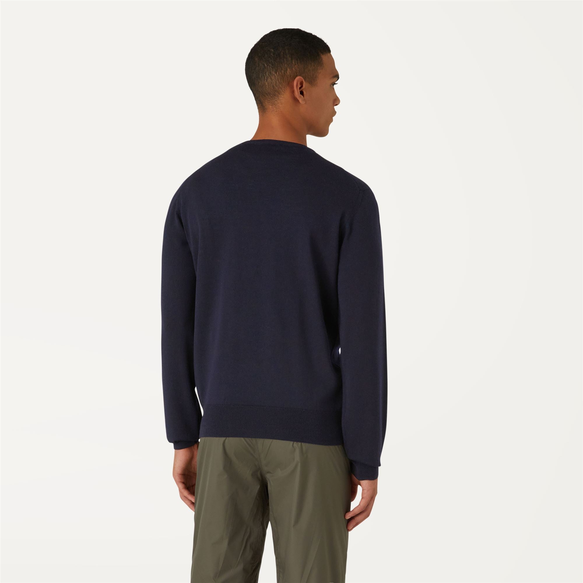 Knitwear_MAN_SEBASTIEN MERINO_Pull Over_Blue Depth - Commercial 6