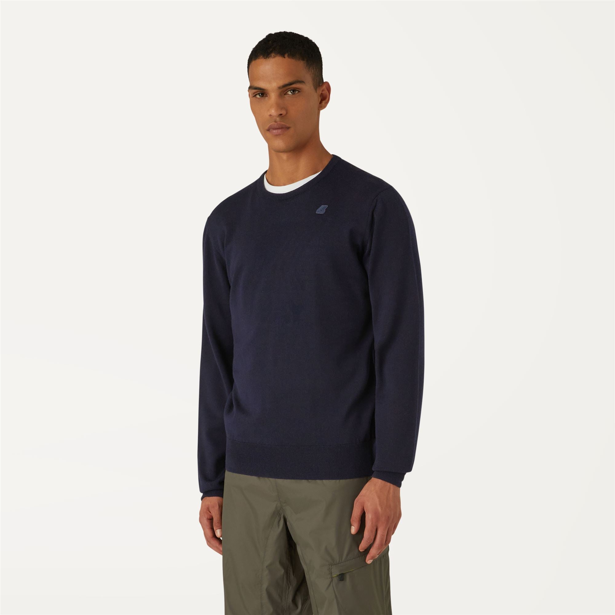 Knitwear_MAN_SEBASTIEN MERINO_Pull Over_Blue Depth - Commercial 4