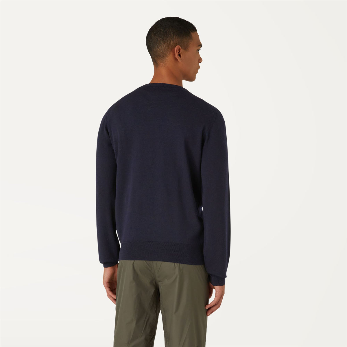 Knitwear_MAN_SEBASTIEN MERINO_Pull Over_Blue Depth - Commercial 6
