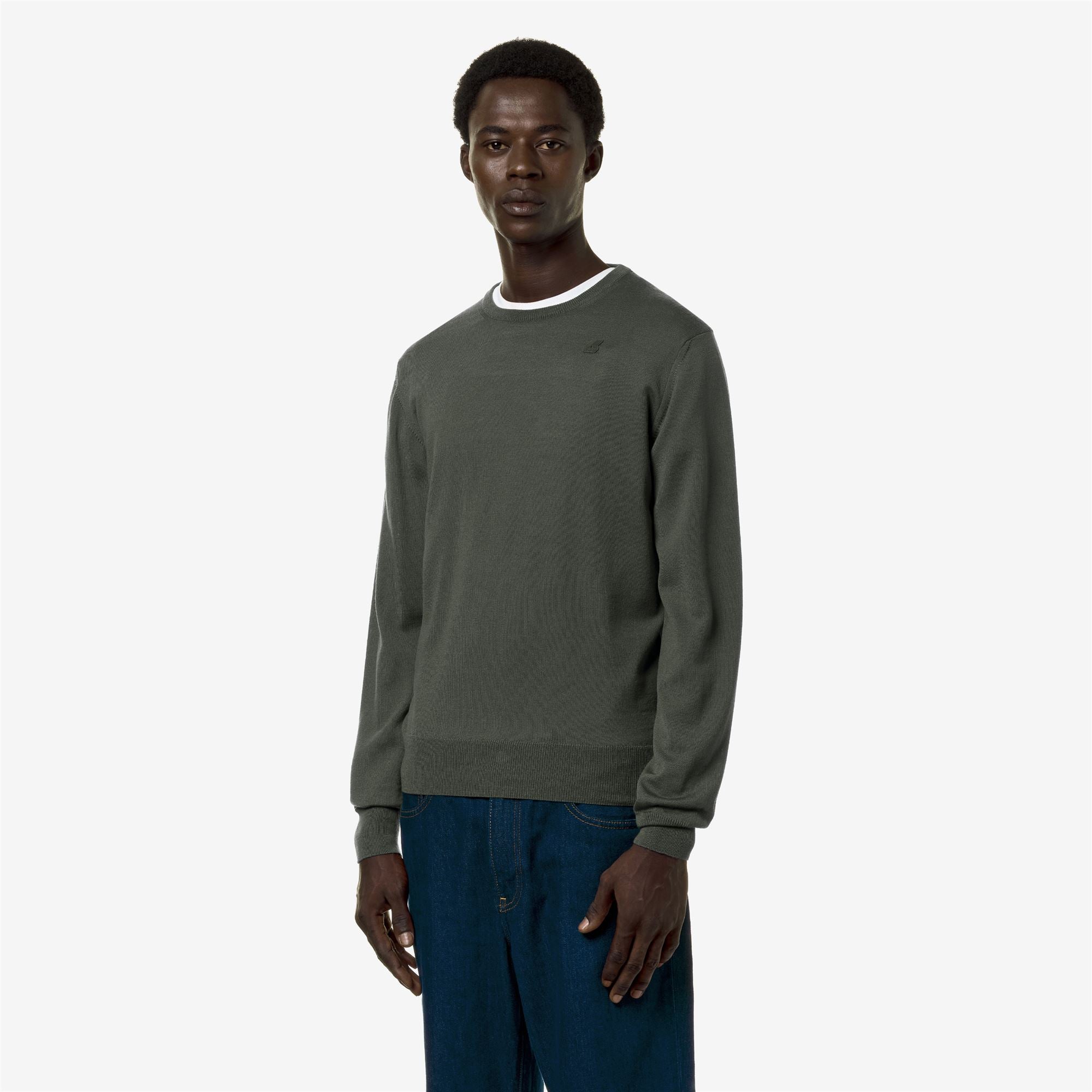 Knitwear_MAN_SEBASTIEN MERINO_Pull Over_GREEN BLACKISH - Commercial 5