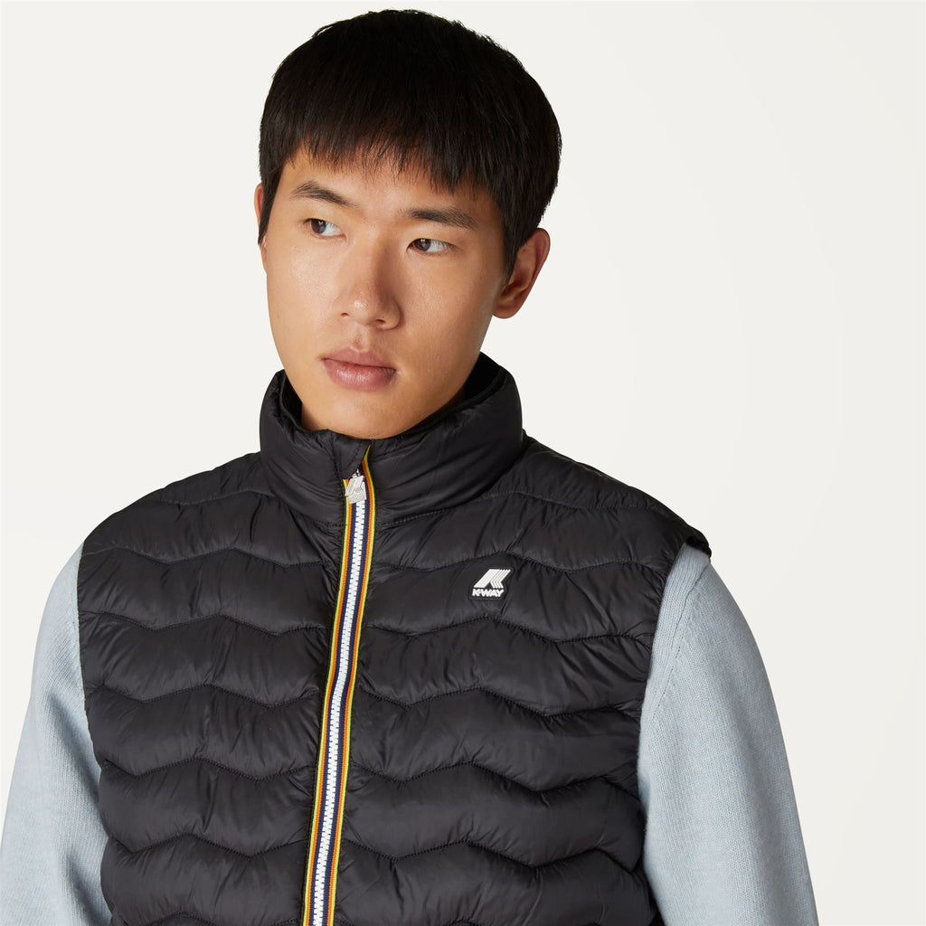 Jackets_MAN_VALEN QUILTED WARM_Vest_Black Pure - Commercial 7