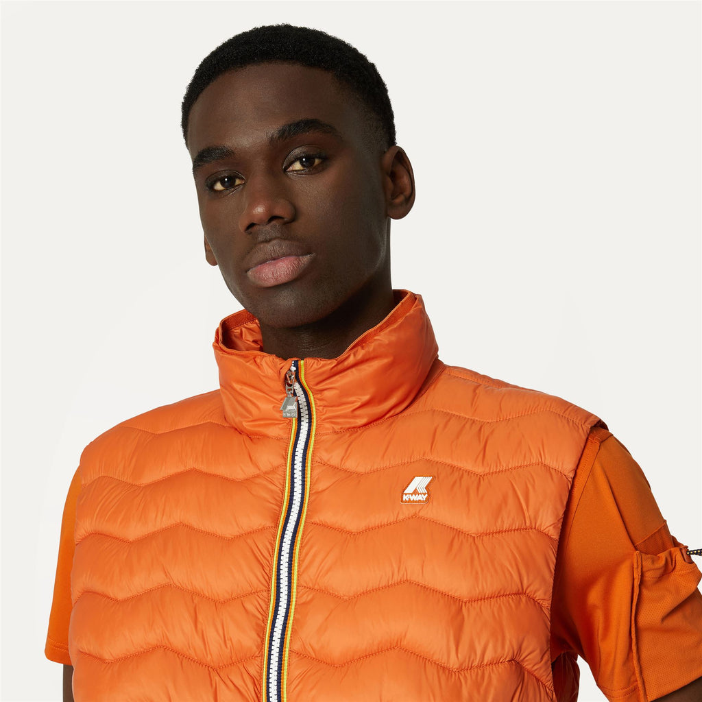 Jackets_MAN_VALEN QUILTED WARM_Vest_ORANGE COPPER - Commercial 7