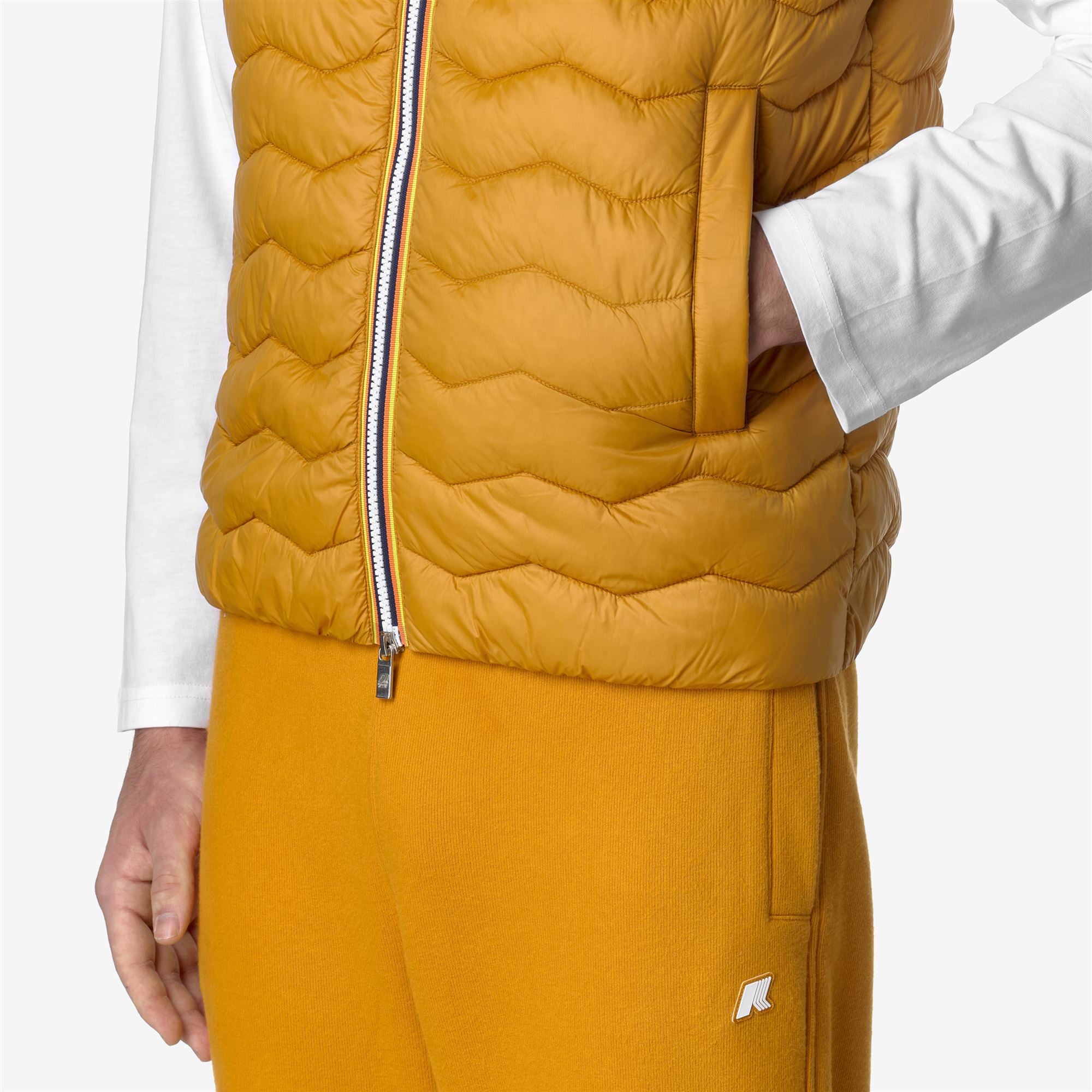 Jackets_MAN_VALEN QUILTED WARM_Vest_Yellow Inca - Commercial 7