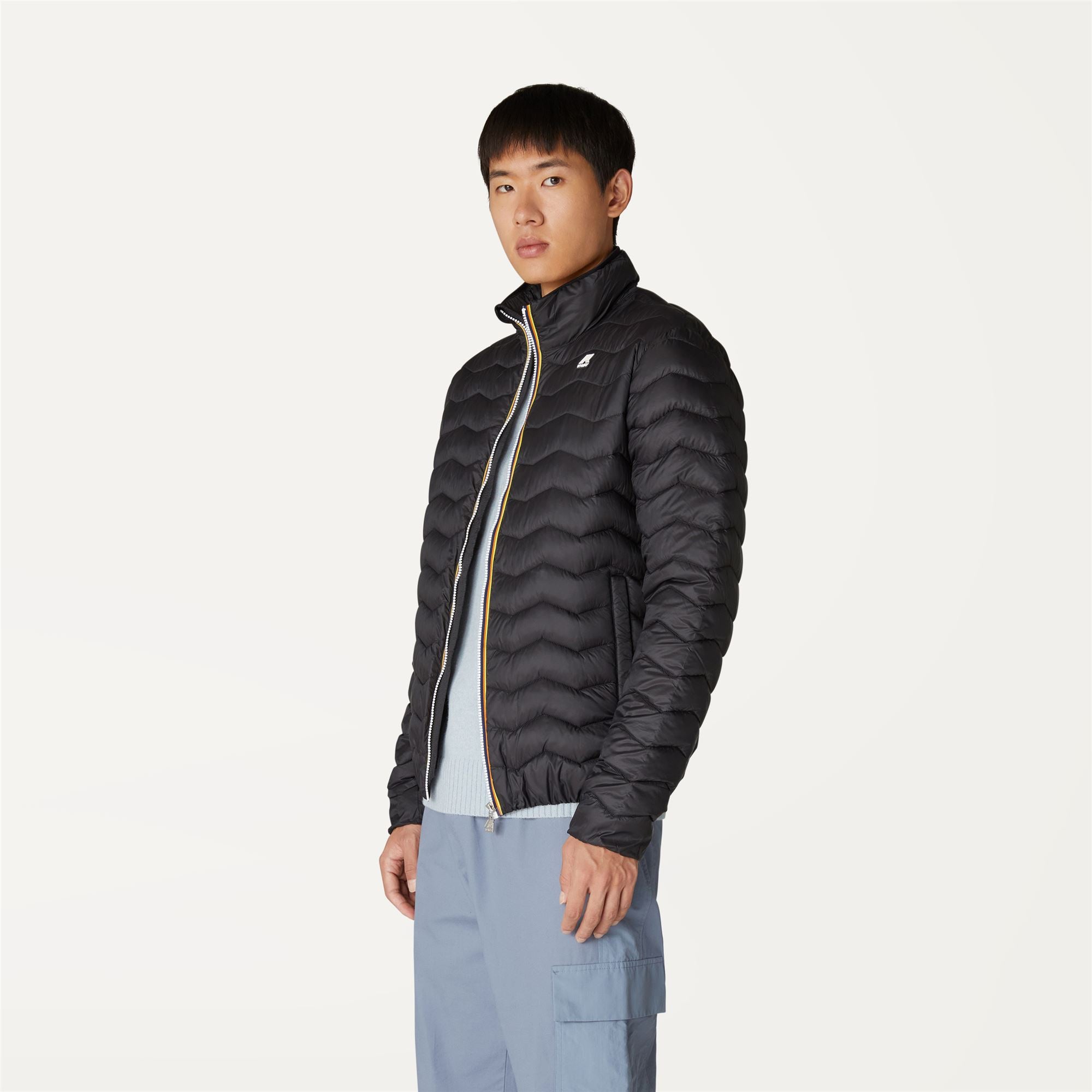 Jackets_MAN_VALENTINE QUILTED WARM_Short_Black Pure - Commercial 5