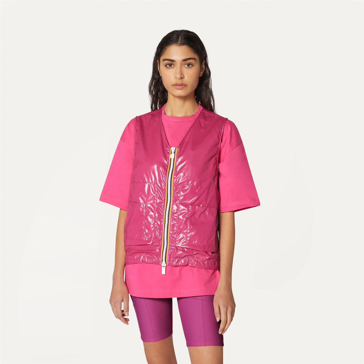 Jackets_UNISEX_BARNEL LIGHT GLASS RIPSTOP_Vest_Pink Peacock - Commercial 4