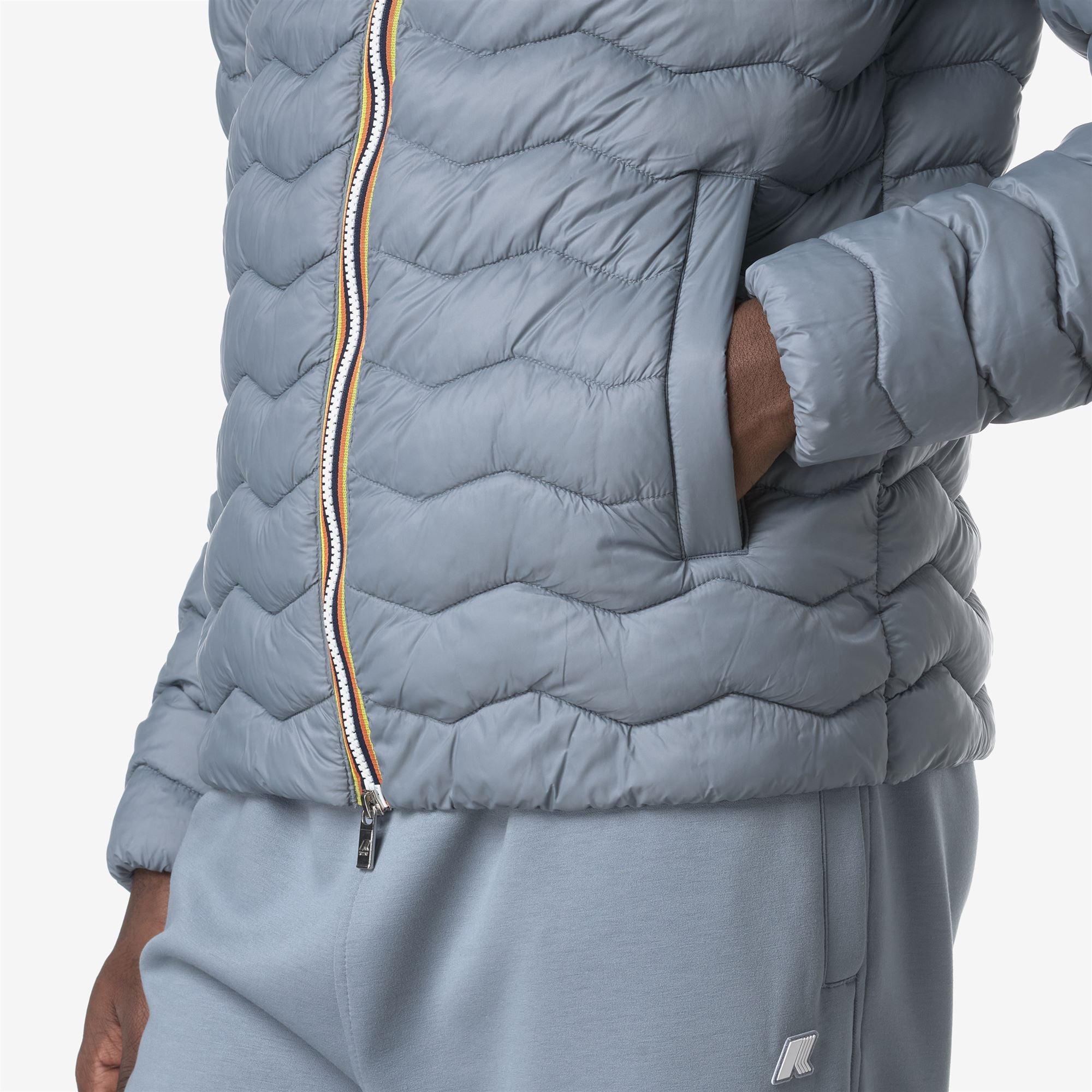 Jackets_MAN_JACK QUILTED WARM_Short_Grey Md - Commercial 7