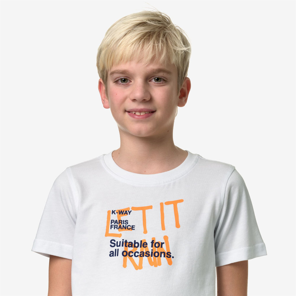 T-Shirts & Top_Boy_P. ODOM LET IT RAIN_T-Shirt_White - Commercial 7