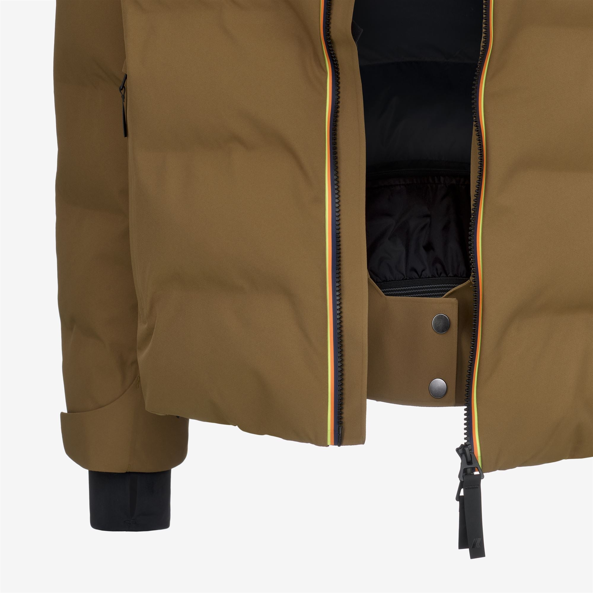 Jackets_MAN_MERIBEL_Mid_Brown Corda - Commercial 2