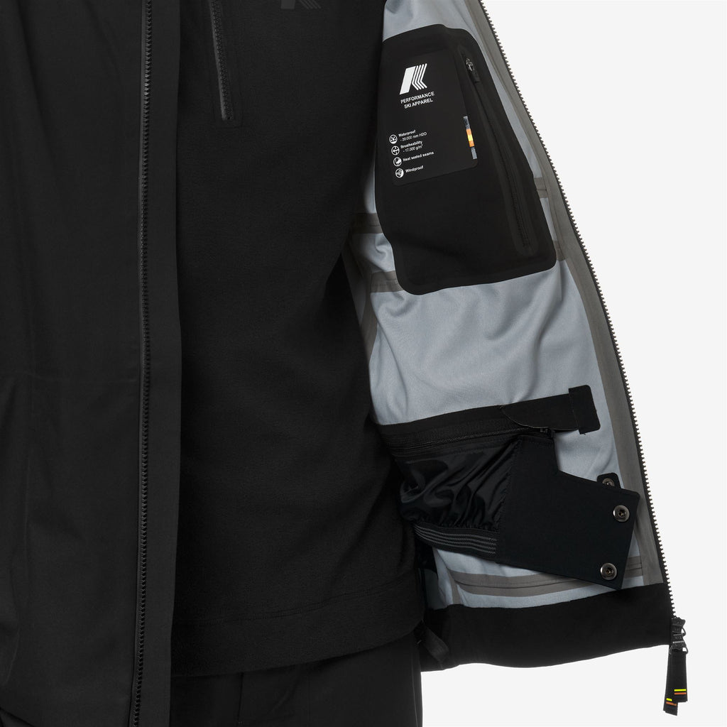 Jackets_MAN_BOZEL 3 LAYERS - SHELL JACKET_Mid_Black Pure - Commercial 7