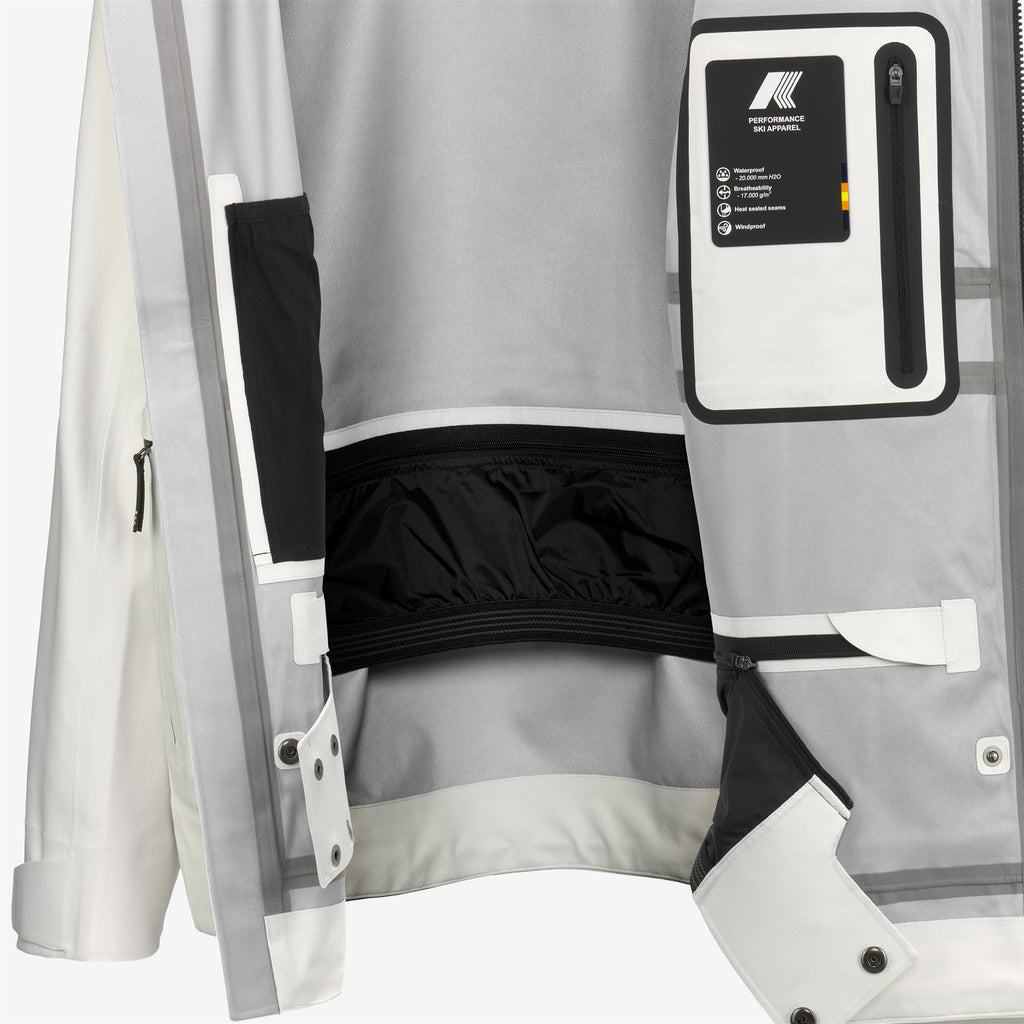 Jackets_Man_BOZEL 3 LAYERS - SHELL JACKET_Mid_White Gardenia - Commercial 2
