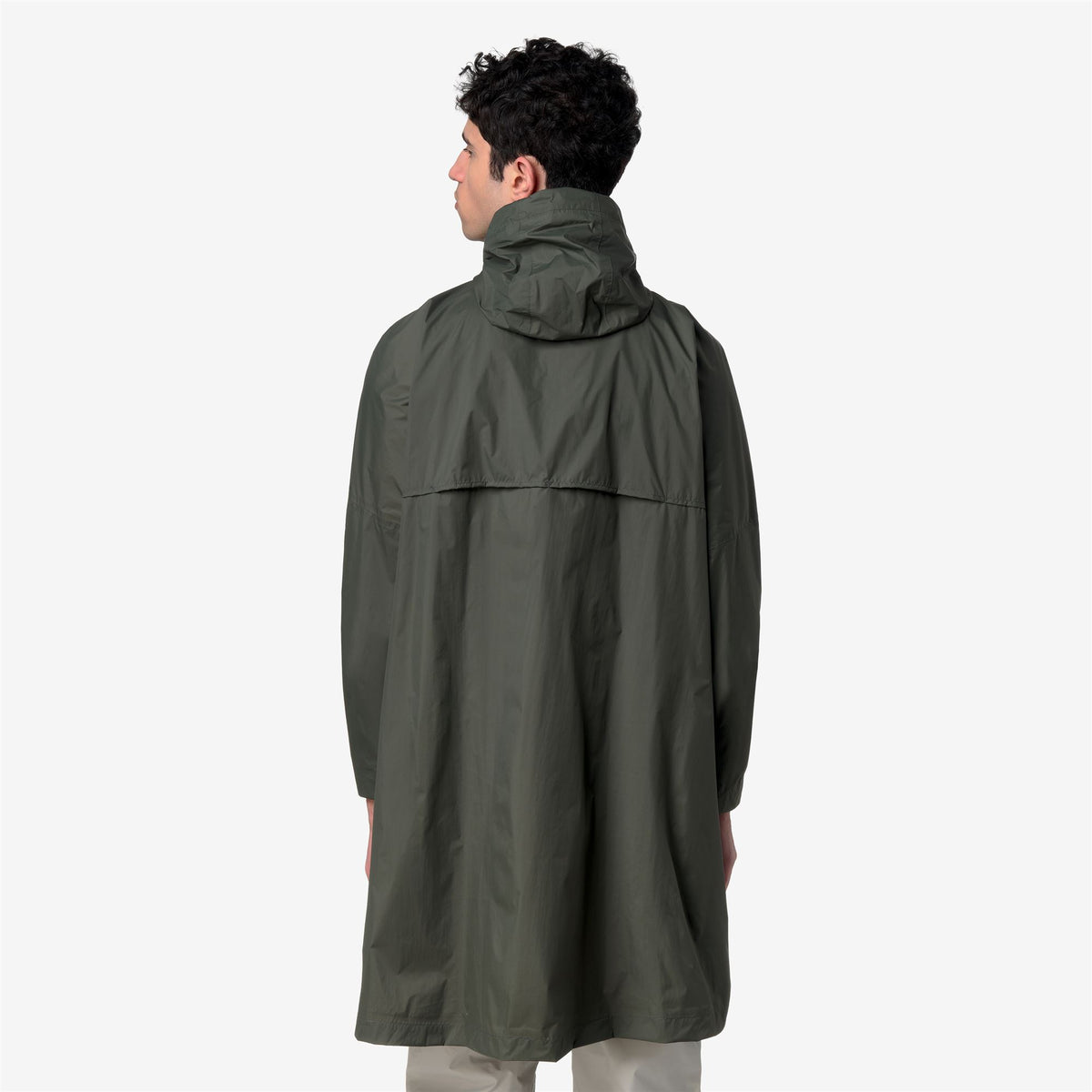 Jackets_UNISEX_LE VRAI 4.0 FORTUNE_Poncho_GREEN BLACKISH - Commercial 6