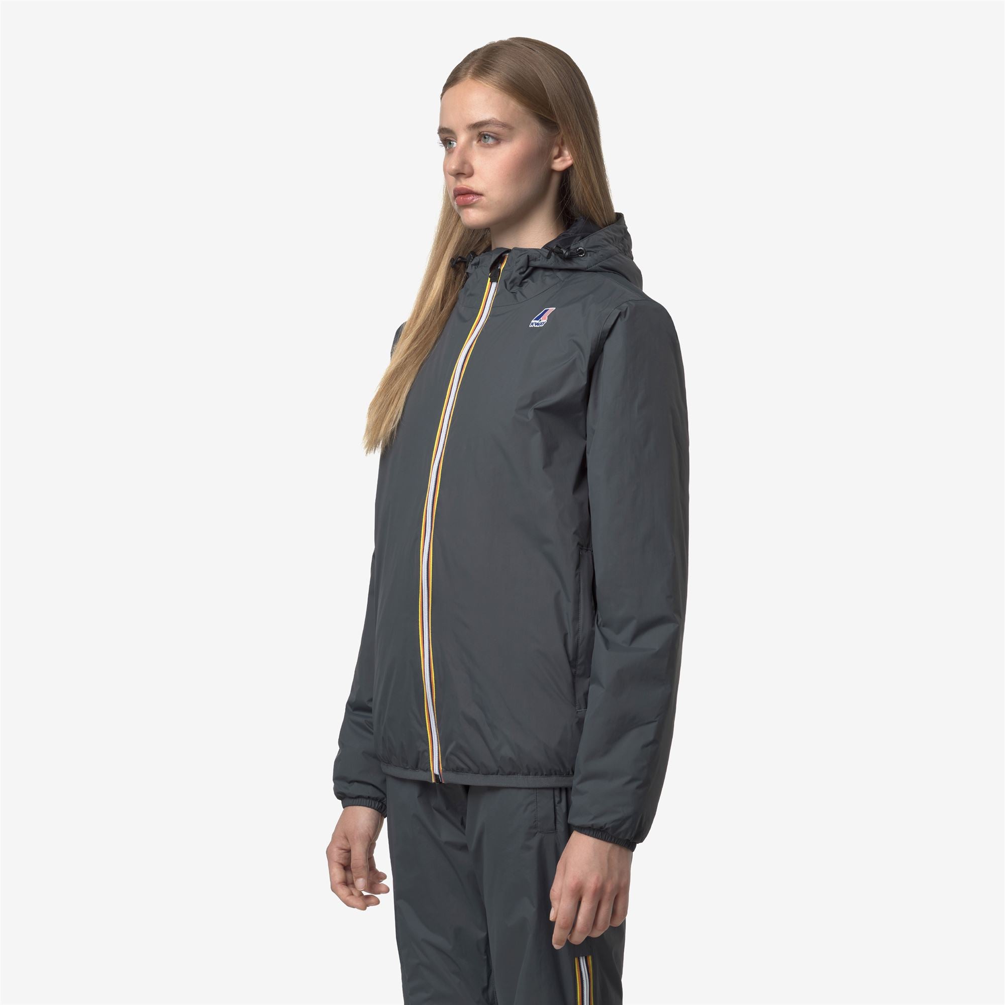 Jackets_UNISEX_LE VRAI 4.0 CLAUDE WARM_Mid_Grey Shadow Dk - Commercial 5