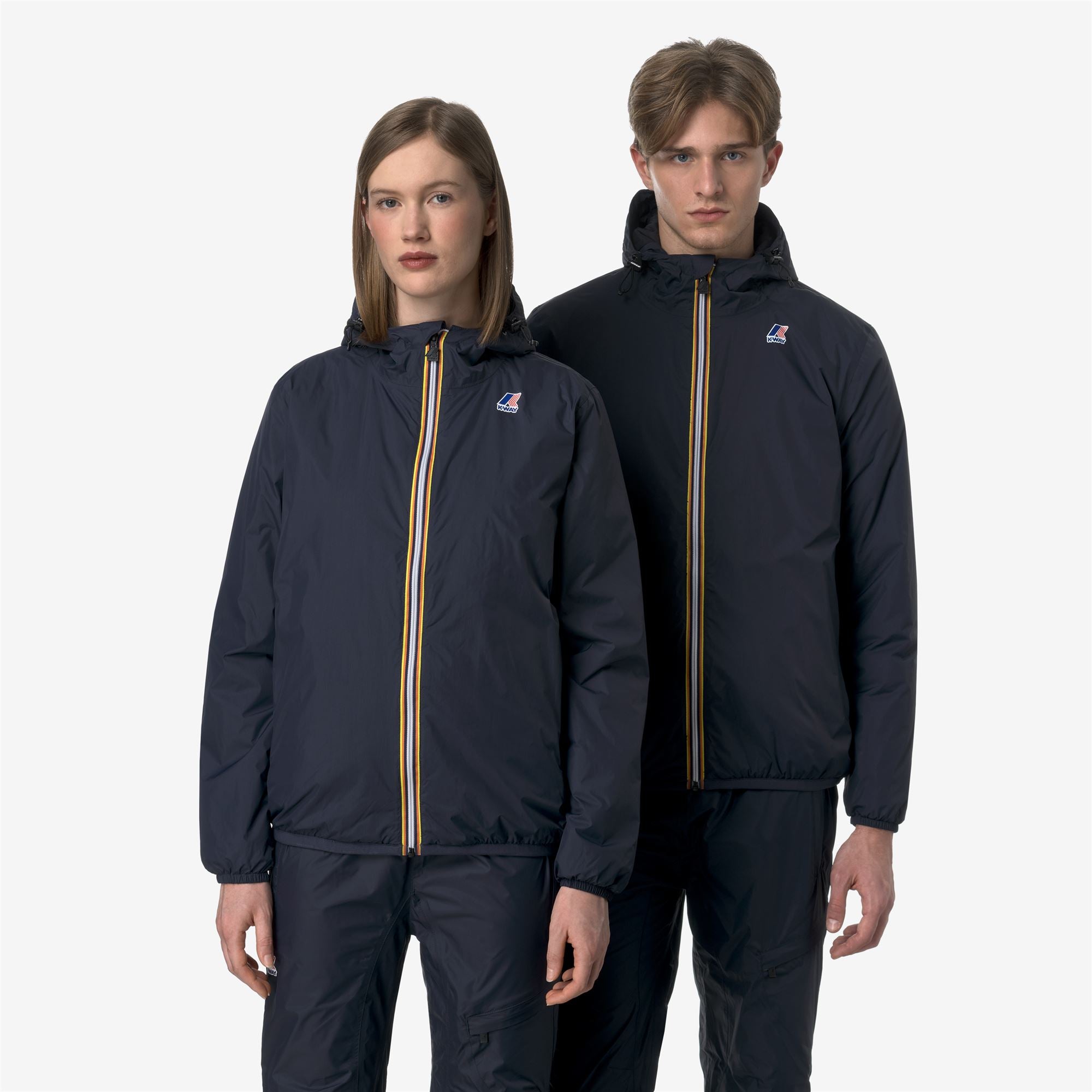 Jackets_UNISEX_LE VRAI 4.0 CLAUDE WARM_Mid_Blue Depth - Commercial 1