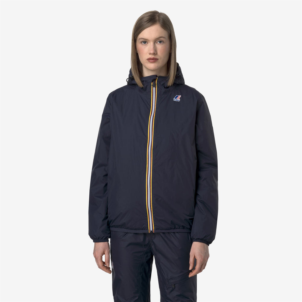 Jackets_UNISEX_LE VRAI 4.0 CLAUDE WARM_Mid_Blue Depth - Commercial 2