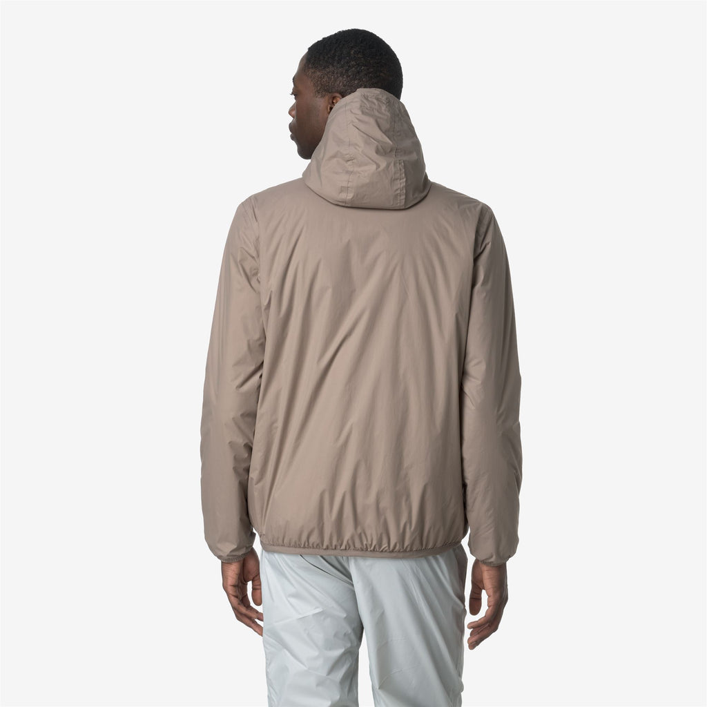 Jackets_UNISEX_LE VRAI 4.0 CLAUDE WARM_Mid_Beige Taupe - Commercial 5