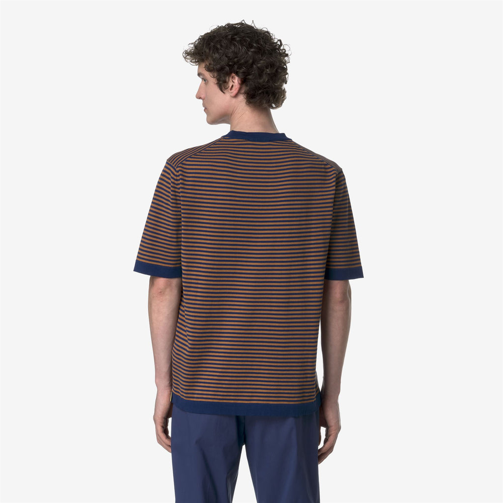 Knitwear_MAN_COMBE STRIPES_Pull Over_Blue Depths - Brown Bran - Commercial 6