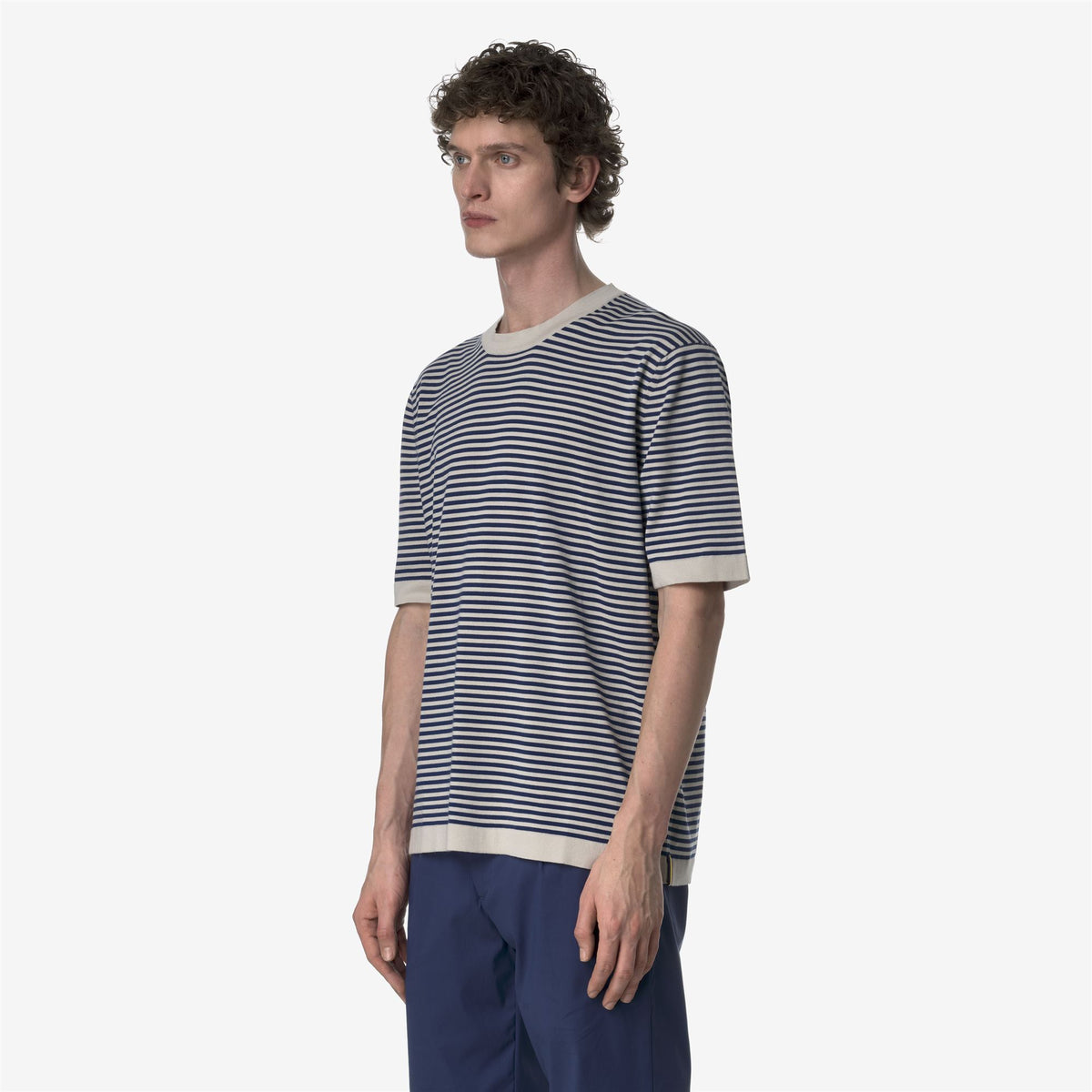 Knitwear_MAN_COMBE STRIPES_Pull Over_BEIGE LT - Blue Depths - Commercial 5