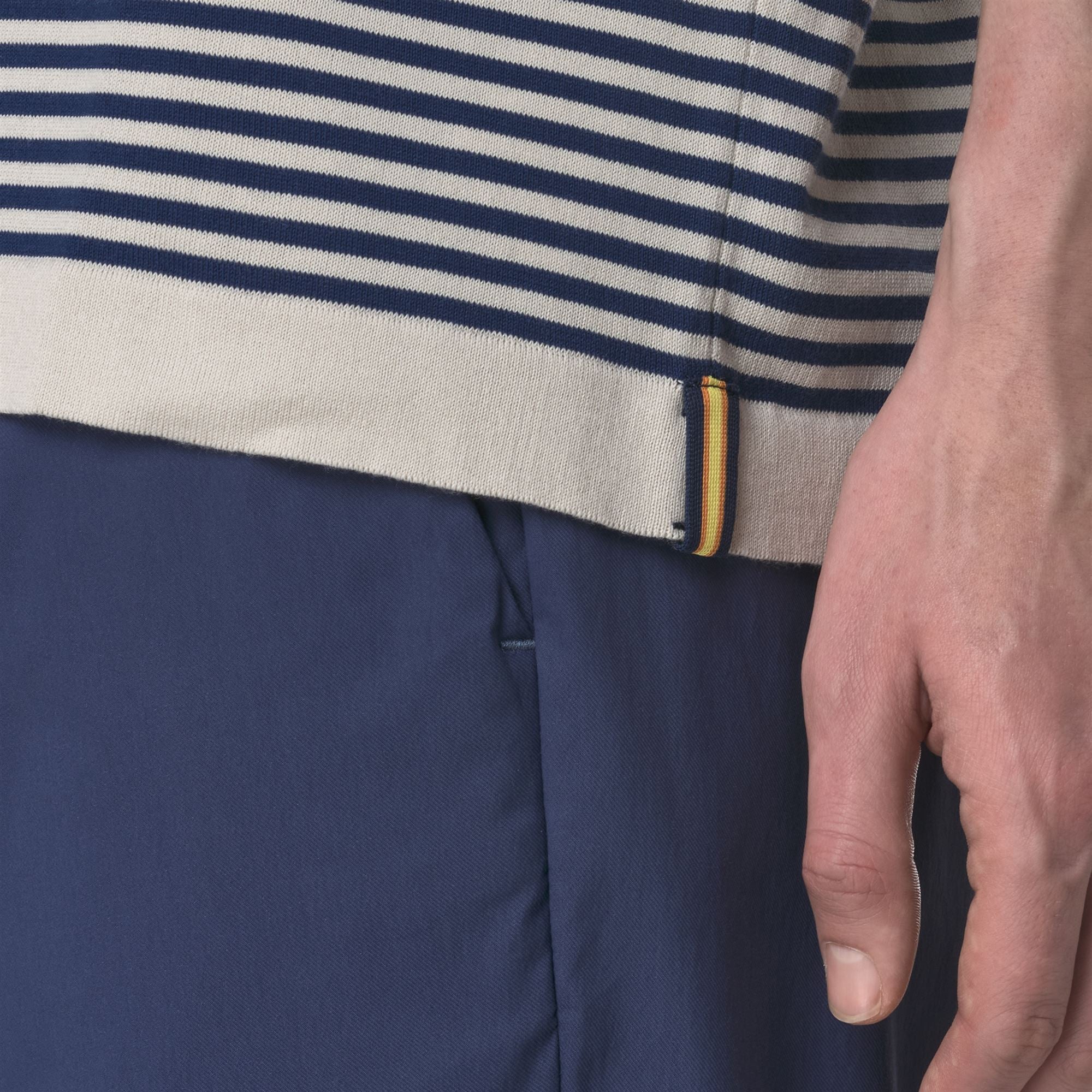 Knitwear_MAN_COMBE STRIPES_Pull Over_BEIGE LT - Blue Depths - Commercial 7