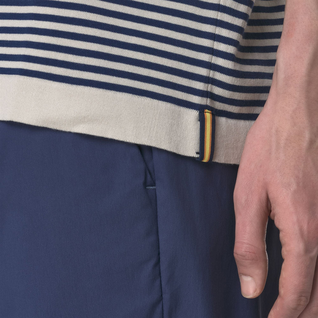 Knitwear_MAN_COMBE STRIPES_Pull Over_BEIGE LT - Blue Depths - Commercial 7