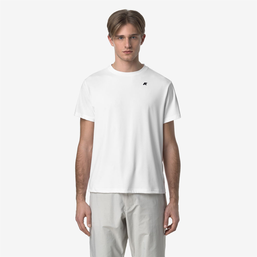 T-Shirts & Top_MAN_GRAPHITE_T-Shirt_White - Commercial 4