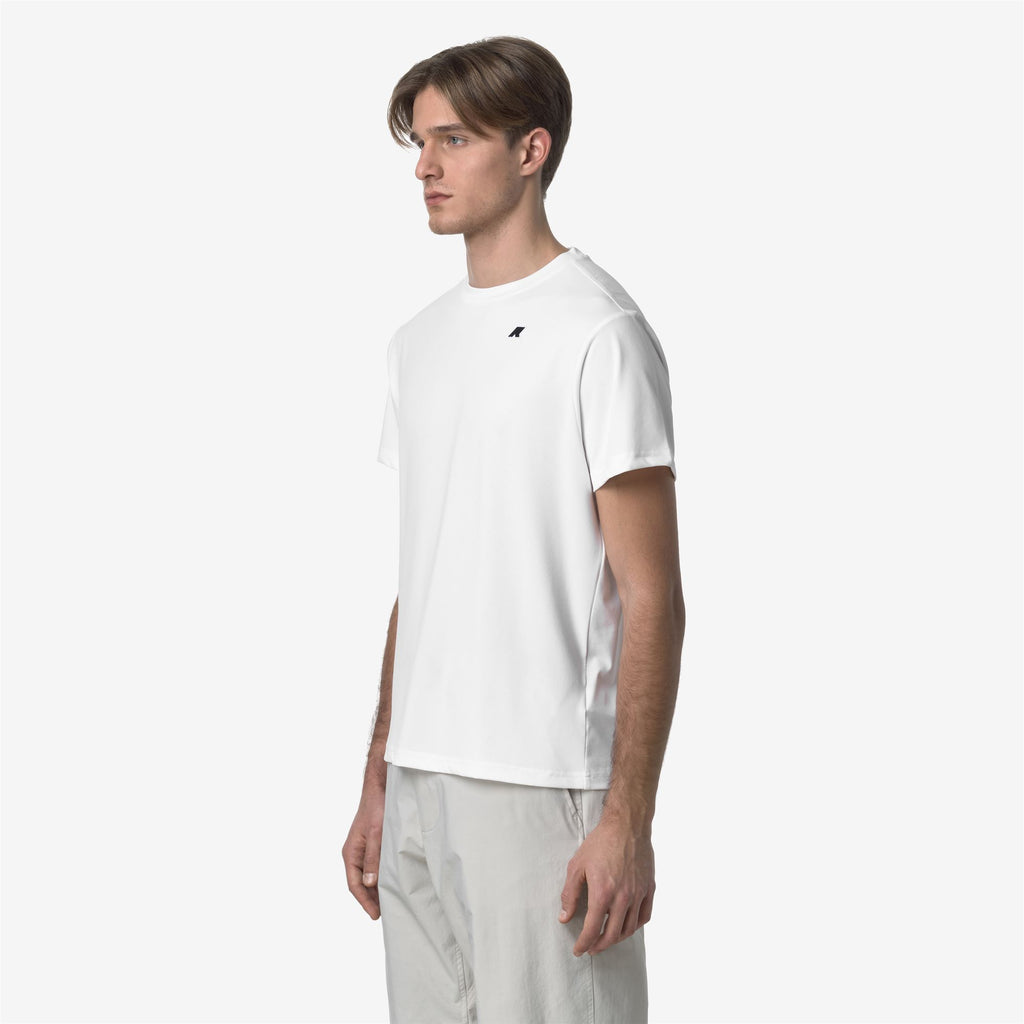 T-Shirts & Top_MAN_GRAPHITE_T-Shirt_White - Commercial 5