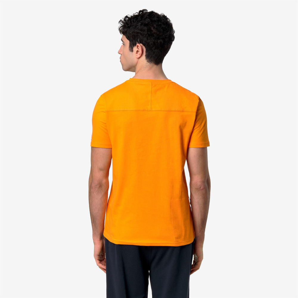 LEONIDE SCATTERED LETTERING T-Shirts & Top T-Shirt Unisex Orange 02