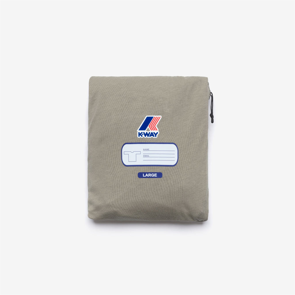 T-Shirts & Top_UNISEX_LEONIDE SCATTERED LETTERING_T-Shirt_Green Oak - Commercial 2