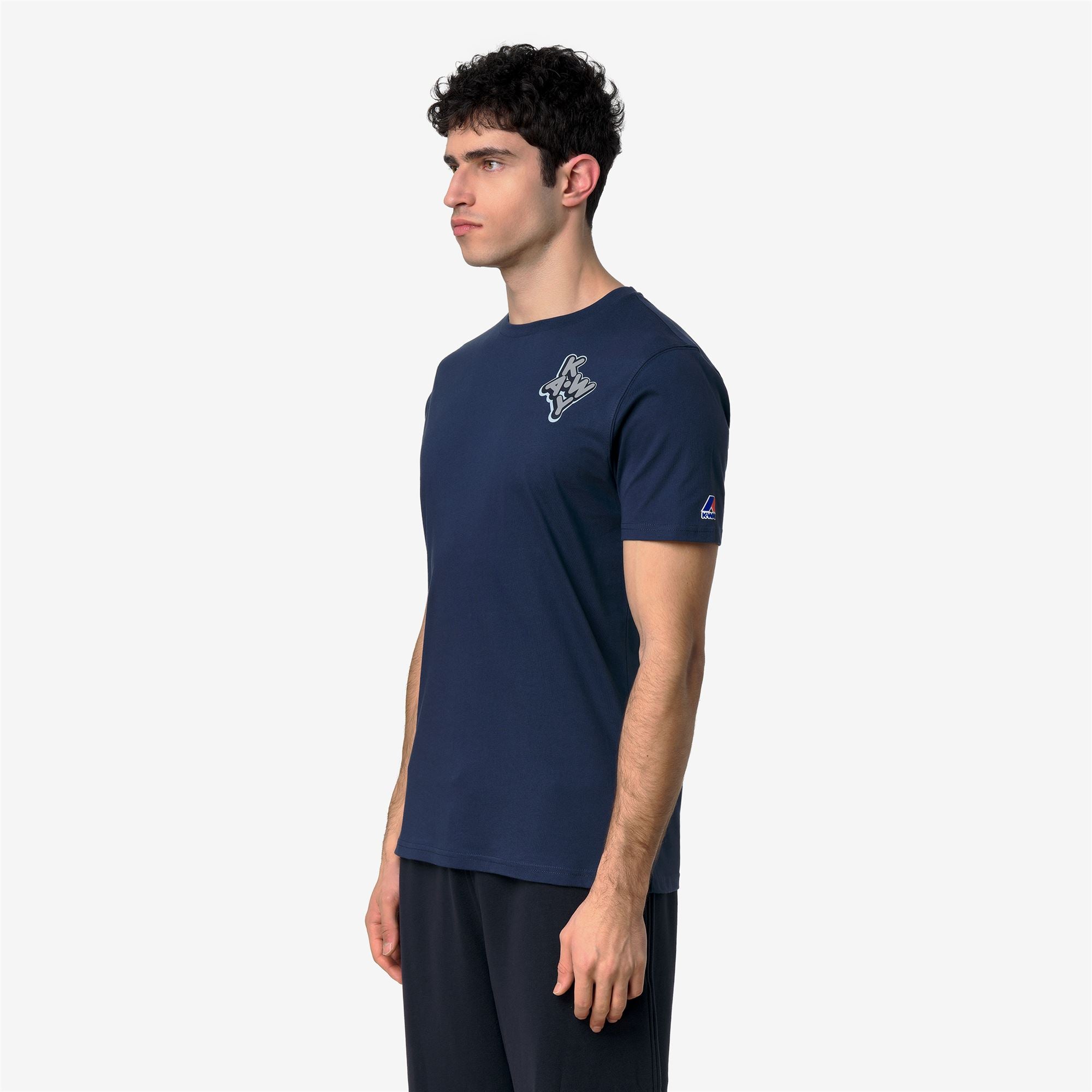 T-Shirts & Top_UNISEX_LEONIDE SCATTERED LETTERING_T-Shirt_Blue Insignia - Commercial 5
