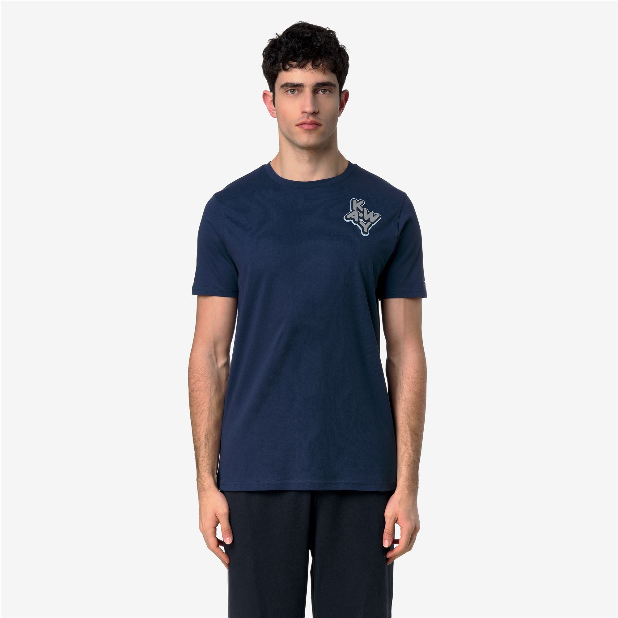 T-Shirts & Top_UNISEX_LEONIDE SCATTERED LETTERING_T-Shirt_Blue Insignia - Commercial 4