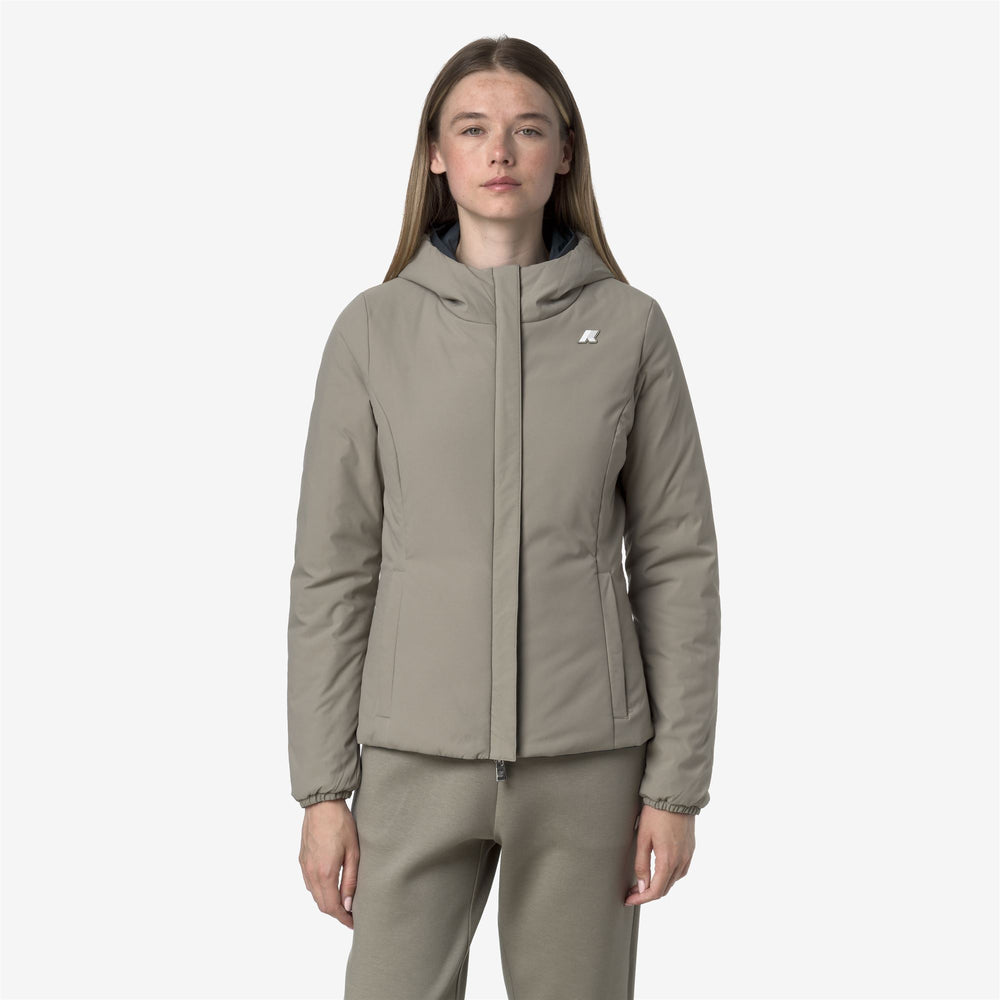 Chaqueta corta reversible azul para mujer con aislamiento sintético 02