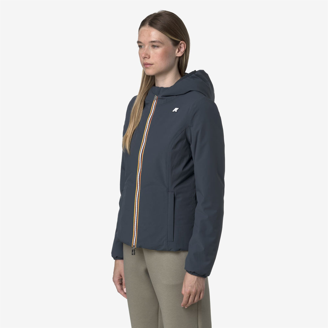 Chaqueta corta reversible azul para mujer con aislamiento sintético main