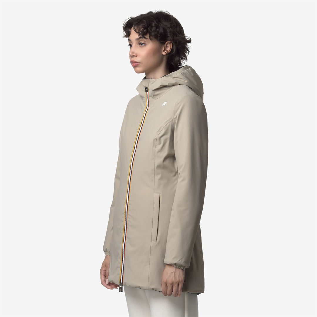 Chaqueta aislante reversible de longitud media para mujer en beige main