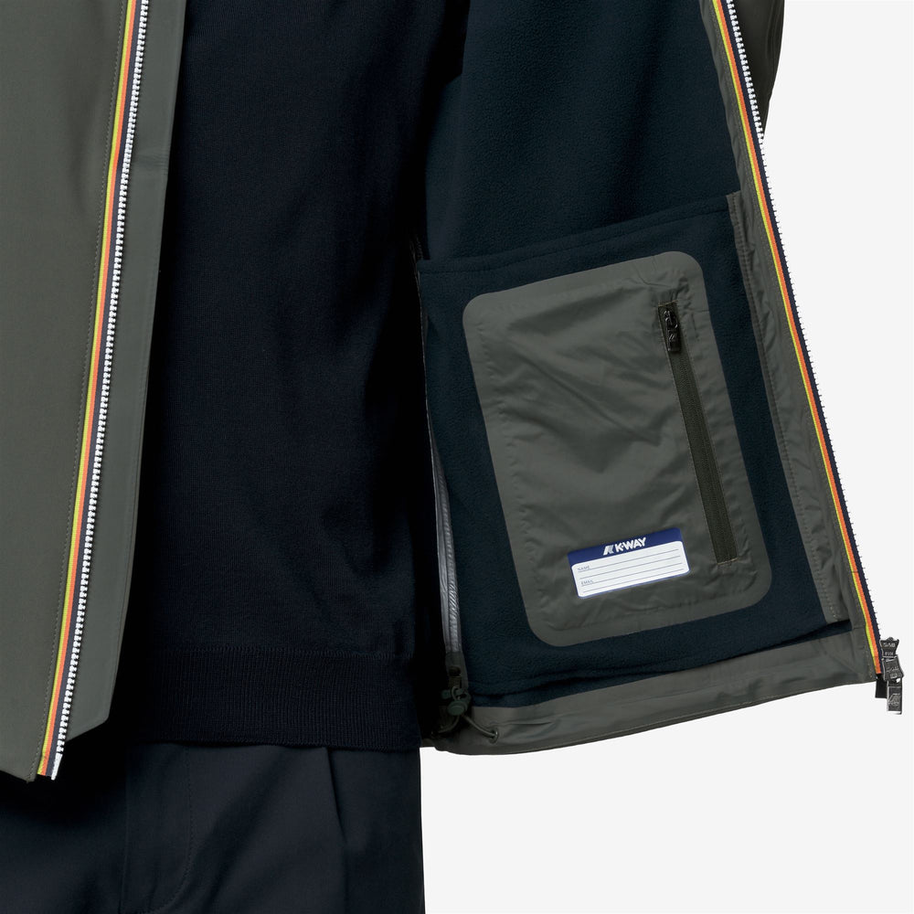 Chaqueta corta urbana verde-negra para hombre con resistencia al agua 02