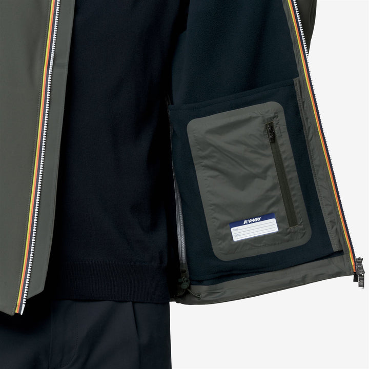 Chaqueta corta urbana verde-negra para hombre con resistencia al agua 2