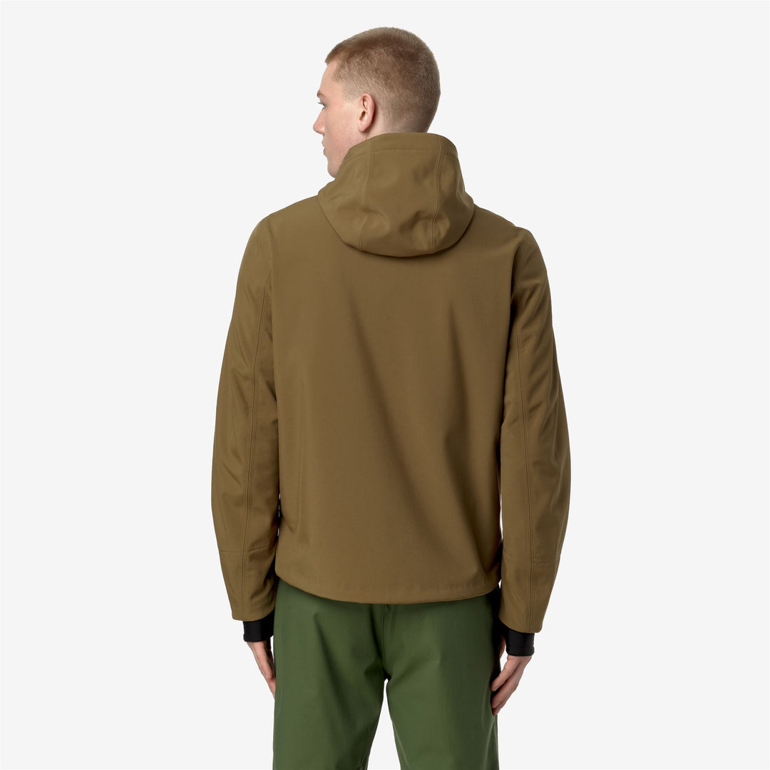 Chaqueta impermeable slim fit urbana para hombre en marrón y azul main