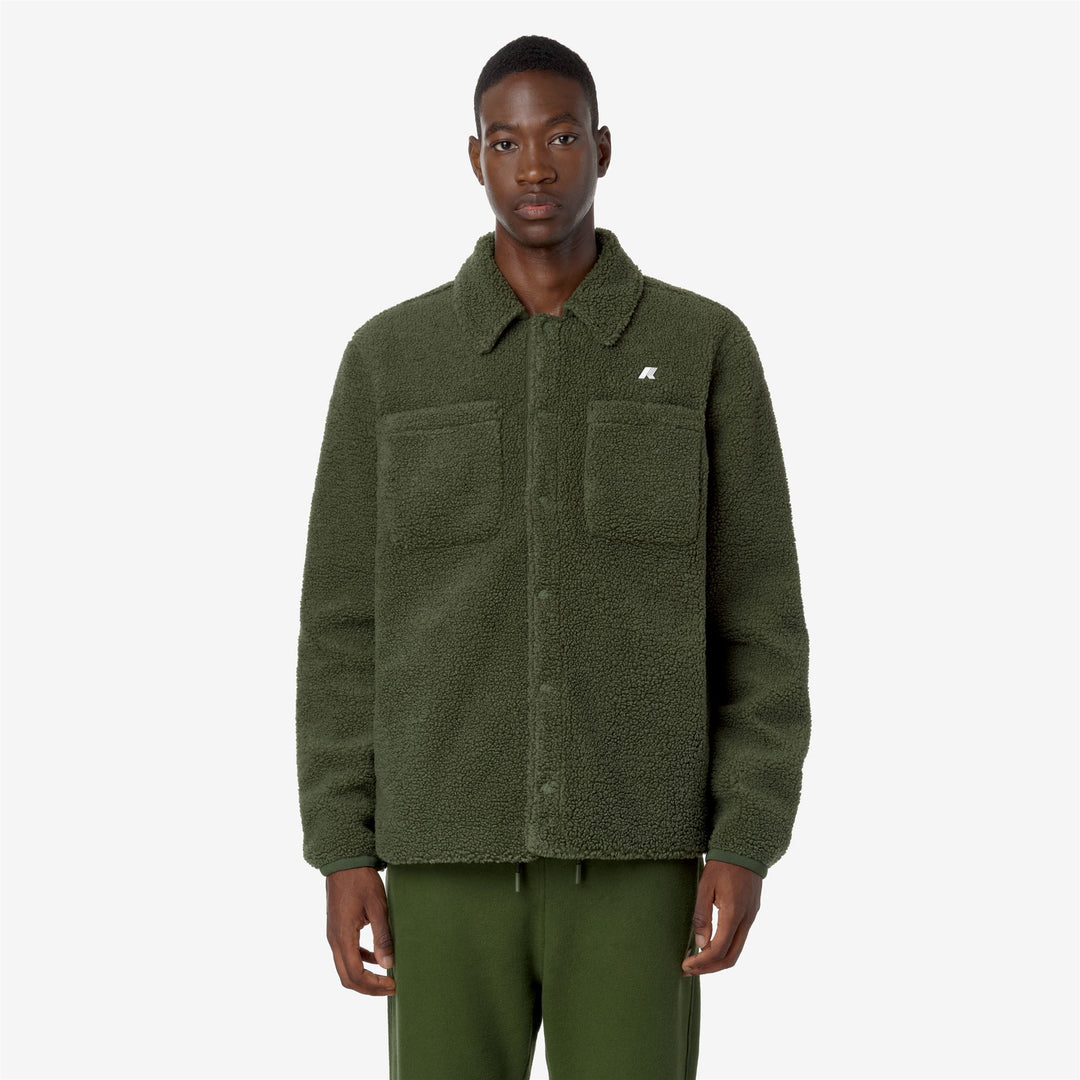 Giacca Casual in Fleece Verde Uomo con Tessuto Sherpa Reversibile 01
