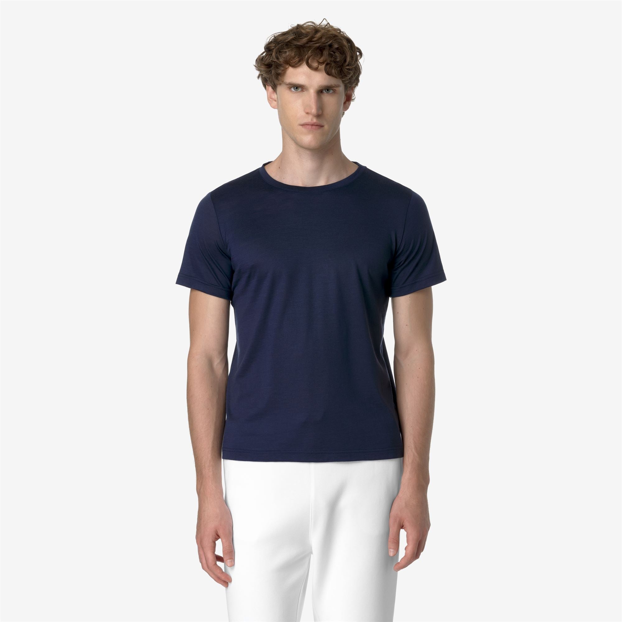 Knitwear_UNISEX_COMBE WOOL BLEND_Pull Over_Blue Depth - Commercial 4