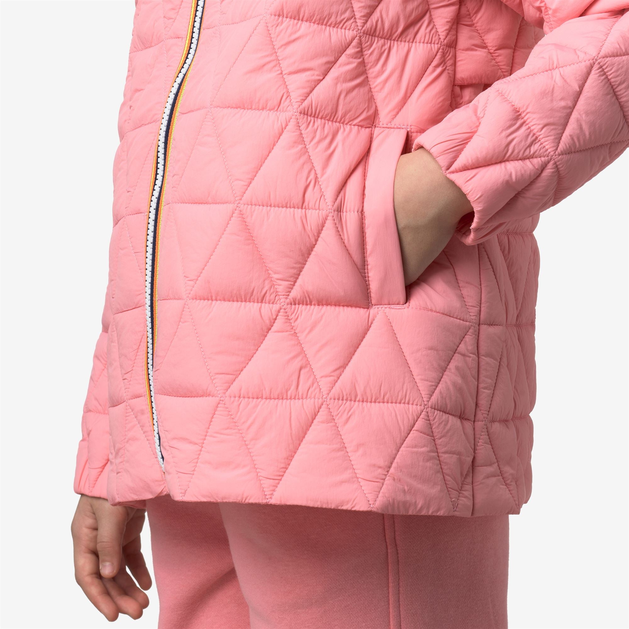 ジャケット・アウター BLUMARINE MINKFAR JEWELD PADDEDVEST PINK P. Madlaine Diamond Quilted Warm Jacket | K-Way – K-Way.com