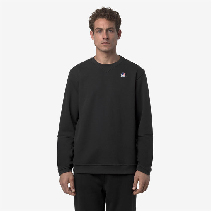 Suéter unisex de cuello redondo de polar cepillado negro para actividades al aire libre 3