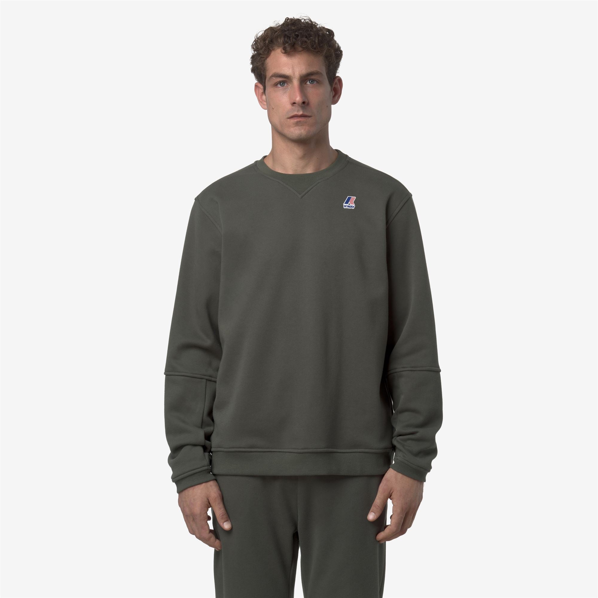 Fleece_UNISEX_NAEL BRUSHED PC_Jumper_GREEN BLACKISH - Commercial 4