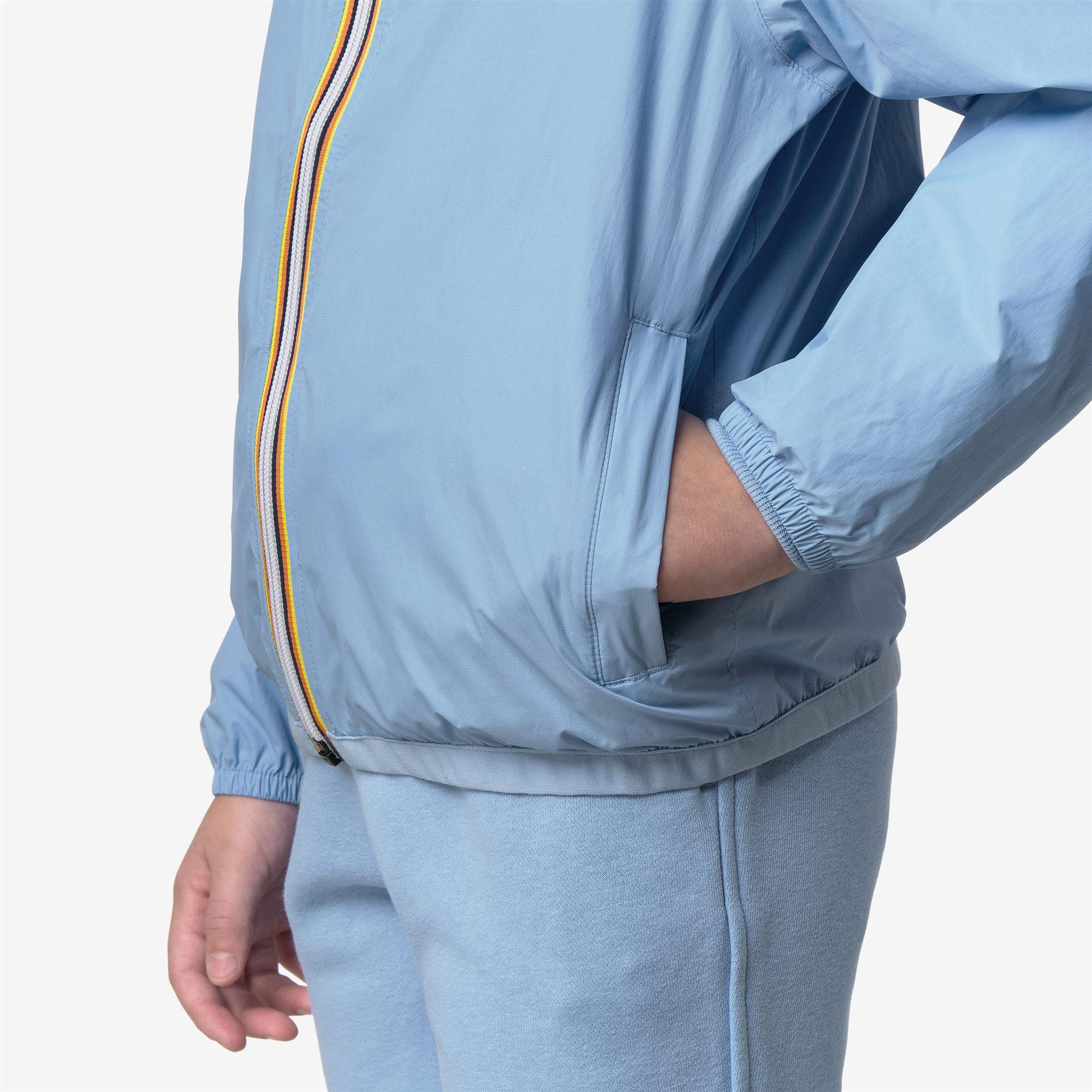 Jackets_KID UNISEX_P. LE VRAI 4.0 CLAUDE_Mid_Blue Cielo - Commercial 7