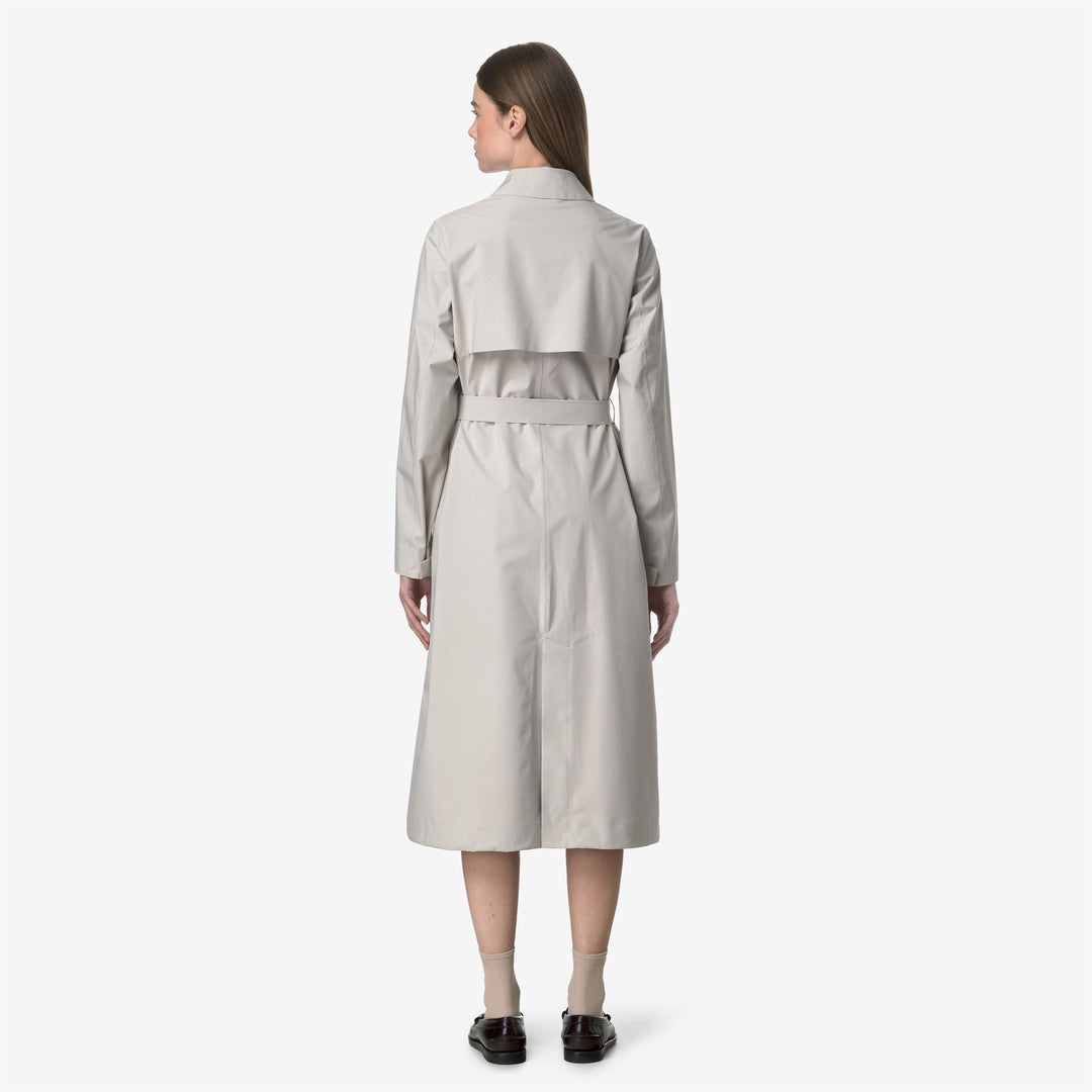 Trench impermeable largo beige y gris para mujer para uso urbano main