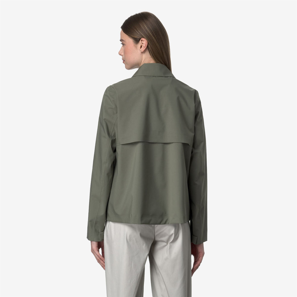 Jackets_WOMAN_ARABEL STRETCH 2L_Short_Green Lichen - Commercial 6