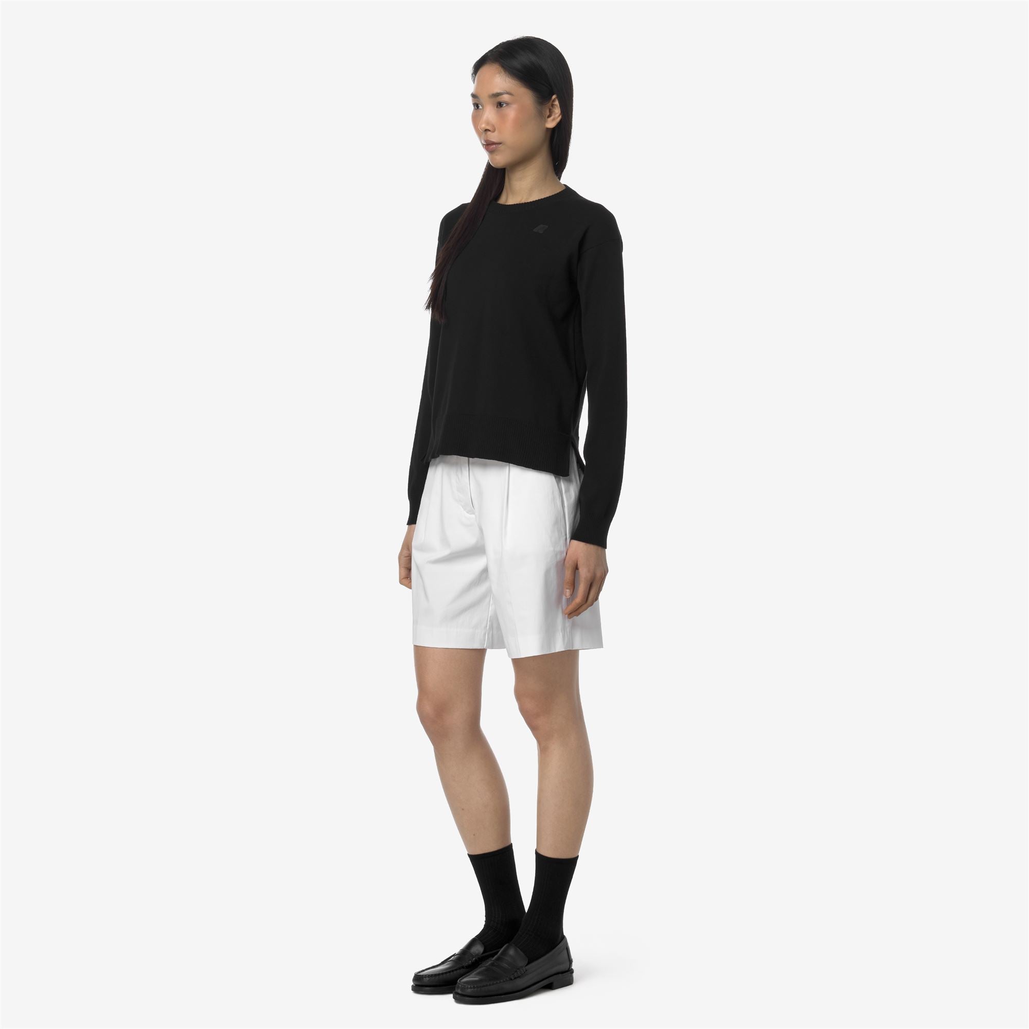 Shorts_WOMAN_NIVE TWILL TECH_Chino_White - Commercial 5