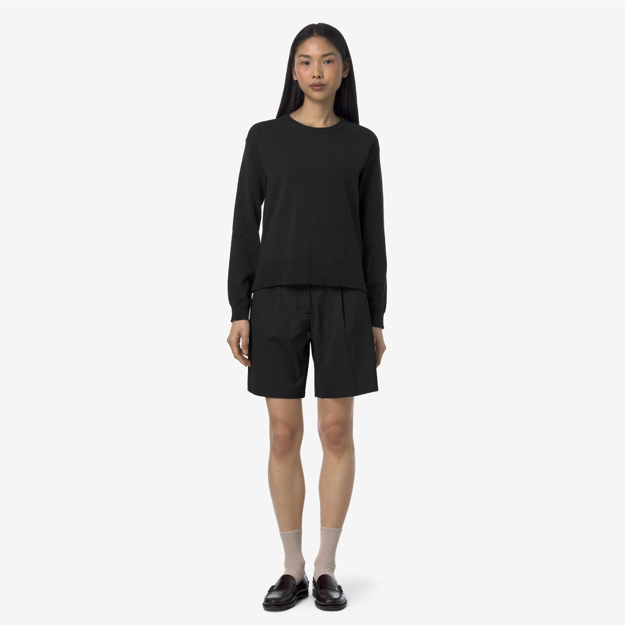 Shorts_WOMAN_NIVE TWILL TECH_Chino_Black Pure - Commercial 4