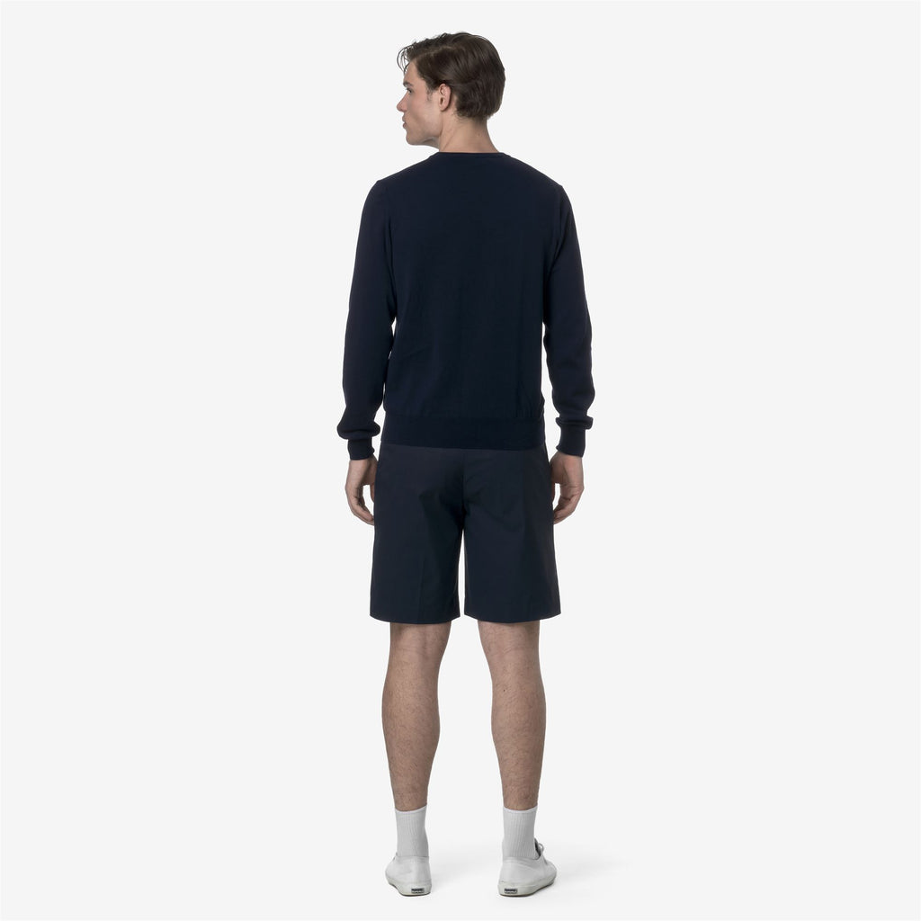 Shorts_MAN_SEVERE TWILL TECH_Chino_Blue Depth - Commercial 6