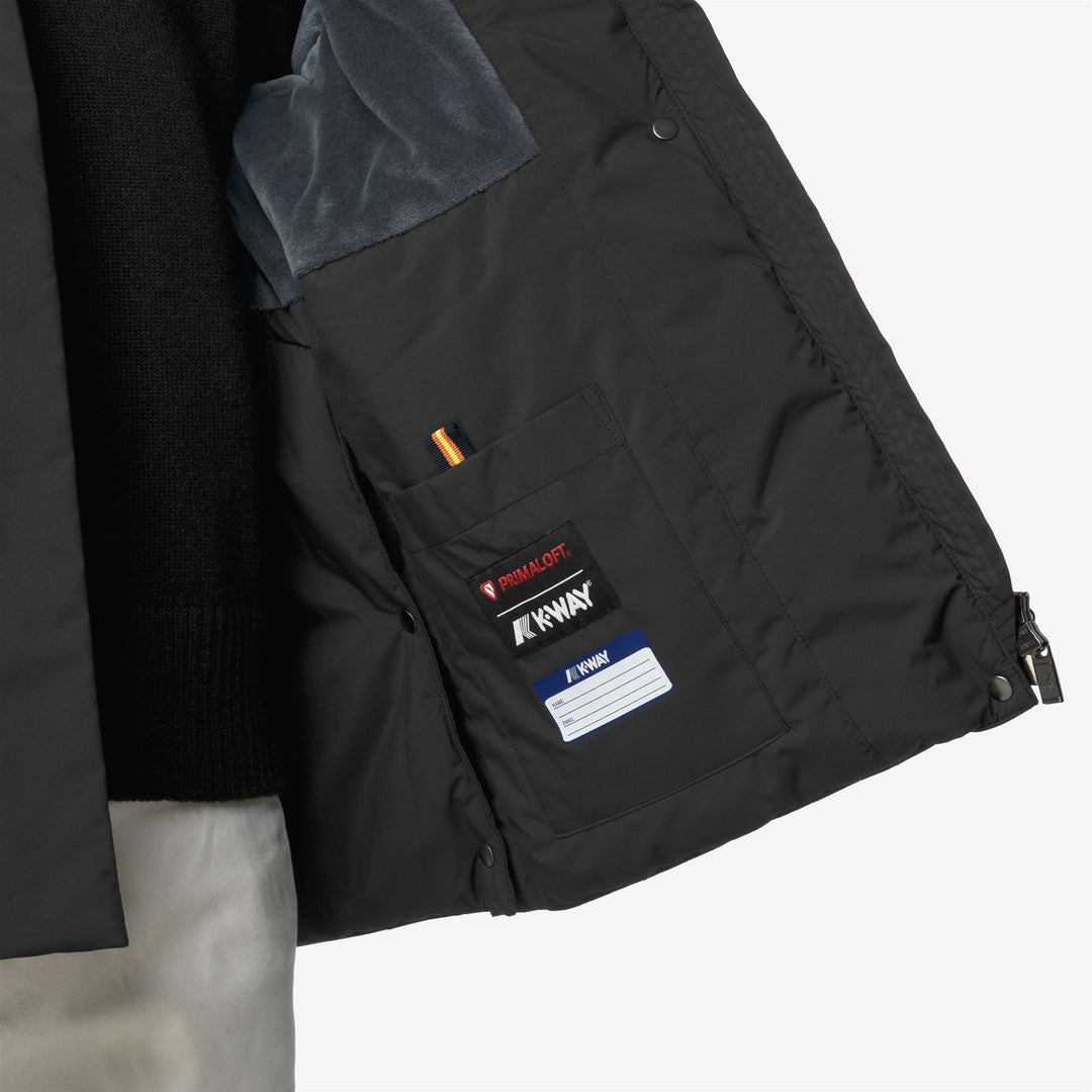 Chaqueta corta impermeable negra para mujer con acolchado PrimaLoft main