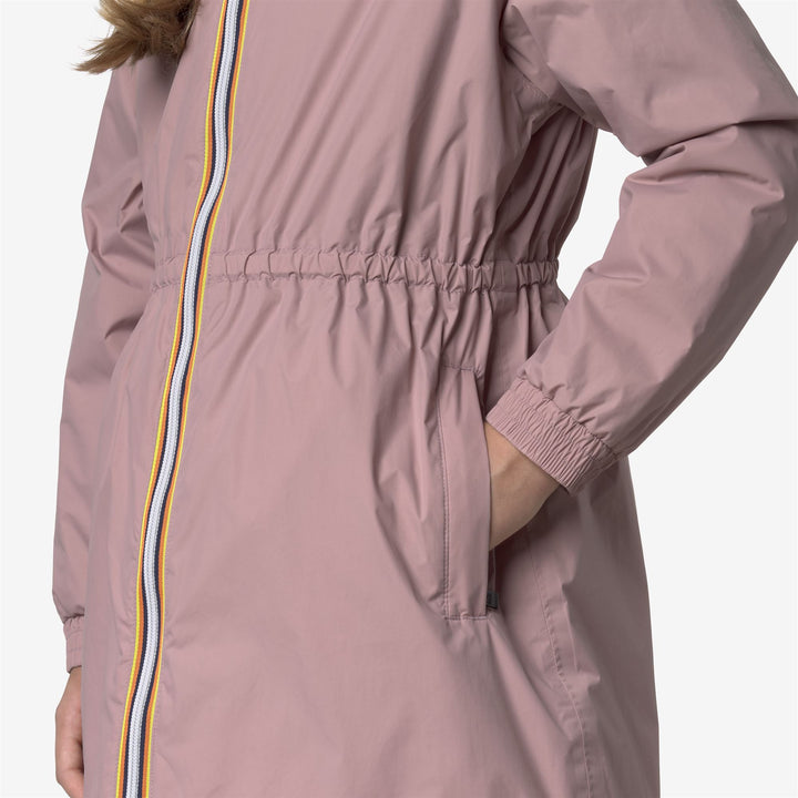 Chaqueta de nailon reciclado de longitud 3/4 para niña en color marrón rosado 3